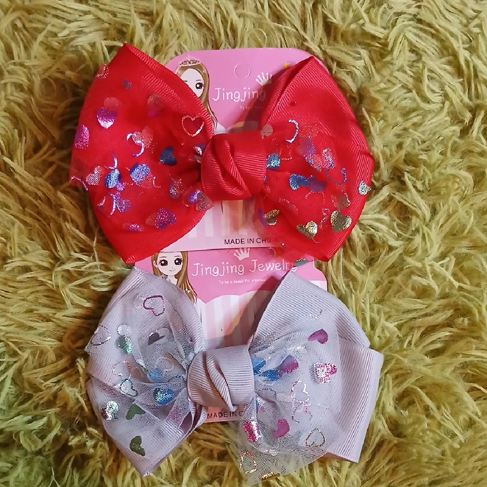 Red and‎ White Girls Hair Bows